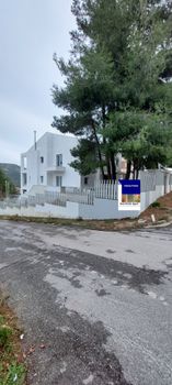 Μεζονέτα 450 τ.μ. για πώληση