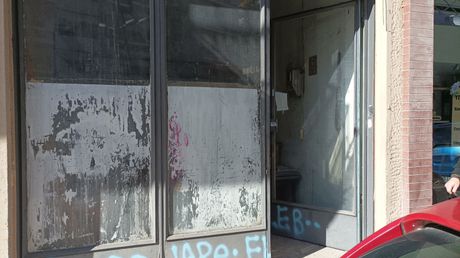 Store 20sqm for rent-Ippokratio