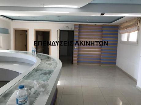Hall 450sqm for sale-Kalamaria » Votsi