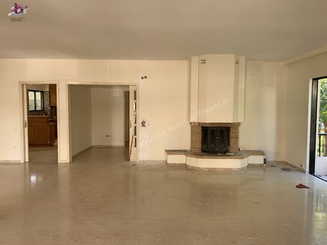 Apartment 180sqm for sale-Glyfada » Golf