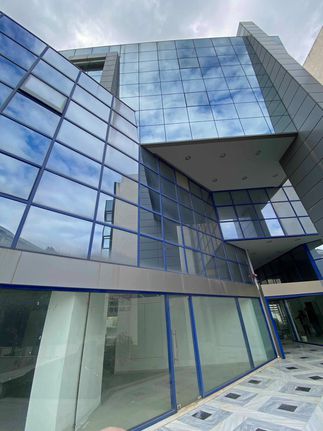 Business bulding 1.695 sqm for rent, Athens - North, Iraklio