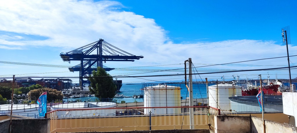 Βιοτεχνικός χώρος 180 τ.μ. πρός ενοικίαση, Πειραιάς - Προάστια, Πέραμα