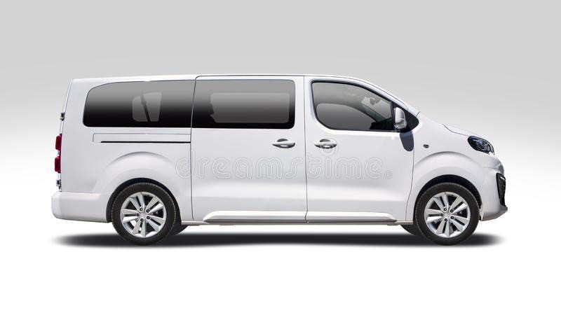 Peugeot Traveller 2019