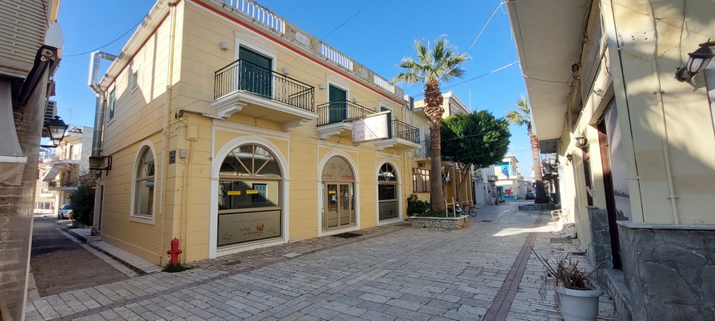 Κατάστημα 150 τ.μ. πρός ενοικίαση, Αιτωλοακαρνανία, Ιερά Πόλη Μεσολογγίου