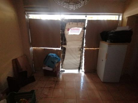 Store 37sqm for rent-Echedoros » Diavata