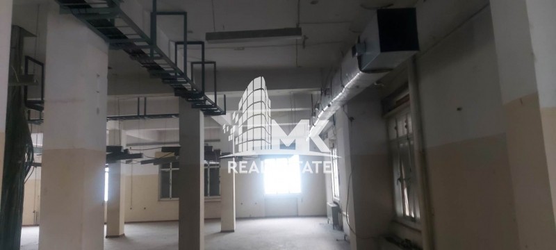 Επιχειρηματικό κτίριο 2.000 τ.μ. προς ενοικίαση, Φάληρο