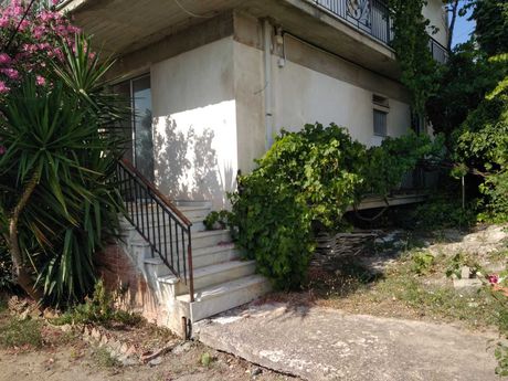 Διαμέρισμα 109τ.μ. για πώληση-Εχιναίων » Παραλία ραχών