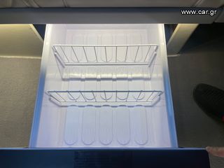 Mercedes-Benz V 250 2018-thumb-16