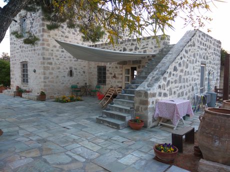 Μονοκατοικία 290τ.μ. για πώληση-Αίγινα » Κέντρο