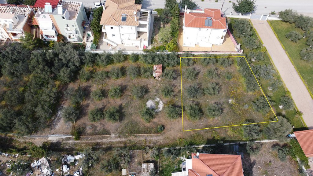 Οικόπεδο 800 τ.μ. προς πώληση, Λουτράκι-Περαχώρα