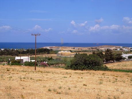 Land plot 12.400sqm for sale-Paros » Kakapetra