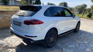 Porsche Cayenne 2021-thumb-8