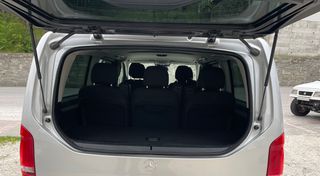 Mercedes-Benz V 220 2016-thumb-10