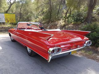 Cadillac Eldorado 1961-thumb-4