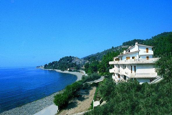 Συγκρότημα διαμερισμάτων 600 τ.μ. προς πώληση, Χρόνια