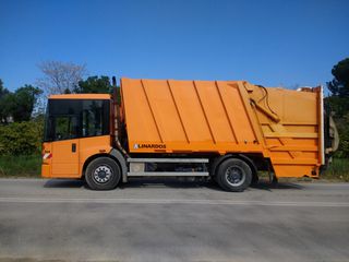 Mercedes-Benz 2004-thumb-2