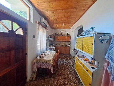 Detached home 186sqm for sale-Kirea » Mantoudi