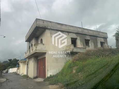 Detached home 242 sqm for sale