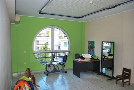Office 135sqm for rent-Elliniko » Kato Sourmena