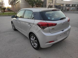 Hyundai i 20 2014-thumb-6