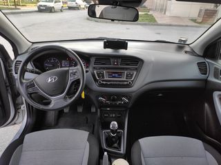 Hyundai i 20 2014-thumb-14