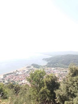 Αγροτεμάχια 1.500 τ.μ. προς πώληση