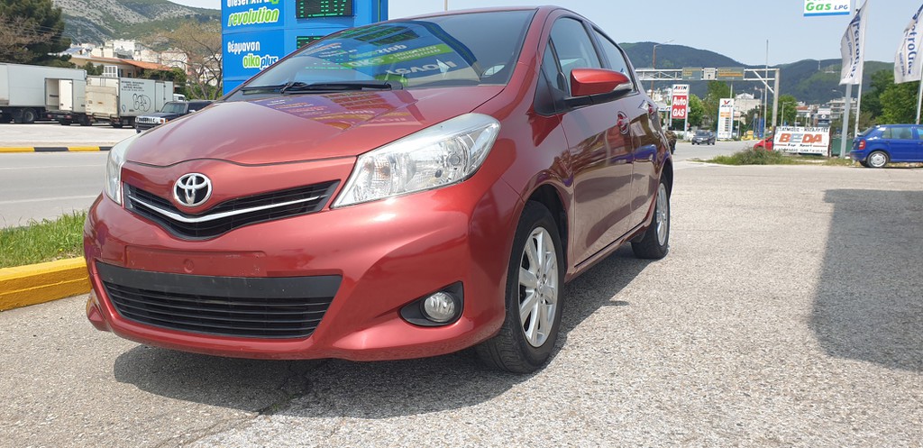 Toyota Yaris 2015