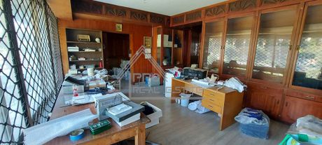 Επιχειρηματικό κτίριο 145τ.μ. για ενοικίαση-Μετς - καλλιμάρμαρο » Ά νεκροταφείο
