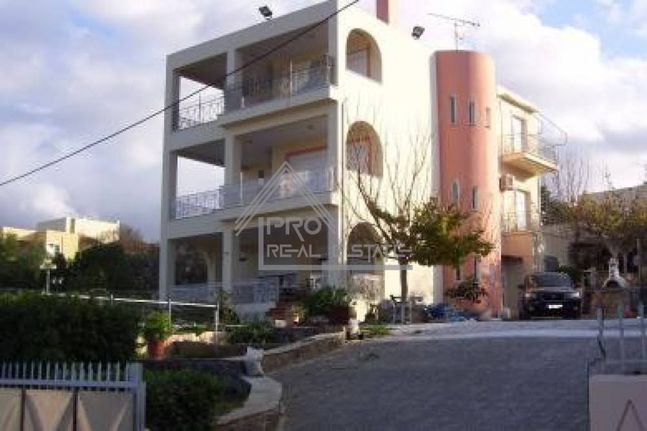 Building 226 sqm for sale, Argosaronikos Islands, Aegina
