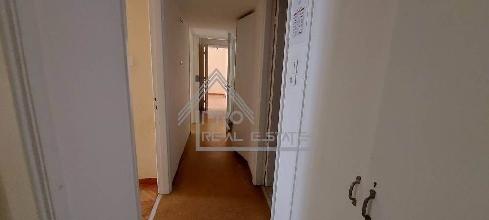 Γραφείο 216 τ.μ. πρός ενοικίαση, Αθήνα - Κέντρο, Εξάρχεια - Νεάπολη