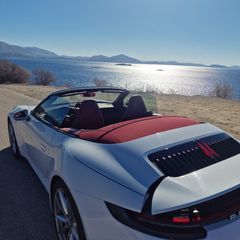 Porsche 992 2023-thumb-13