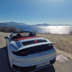 Porsche 992 2023-thumb-14