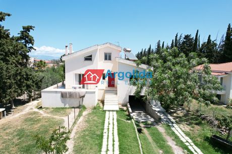 Detached home 325sqm for sale-Velo » Nerantza