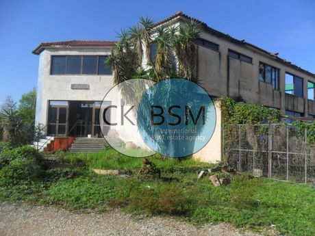 Business bulding 472sqm for sale-Kiparissia » Faraklada
