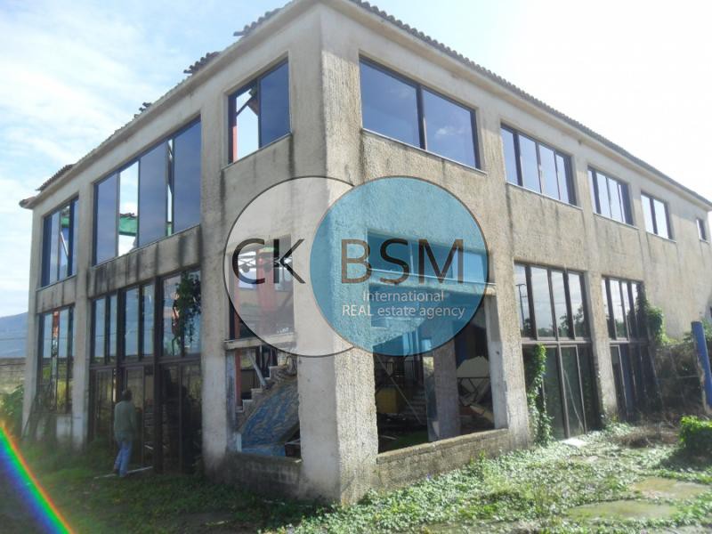 Επιχειρηματικό κτίριο 472 τ.μ. πρός πώληση, Μεσσηνία, Κυπαρισσία