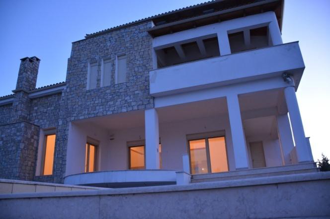 Βίλλα 1.250 τ.μ. πρός πώληση, Εύβοια, Αυλίδα