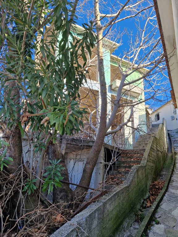 Συγκρότημα διαμερισμάτων 191 τ.μ. πρός πώληση, Μαγνησία, Μηλιές