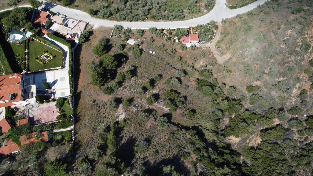 Αγροτεμάχια 6.000 τ.μ. προς πώληση, Λουτράκι-Περαχώρα