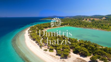 Αγροτεμάχια 3.700 τ.μ. για πώληση