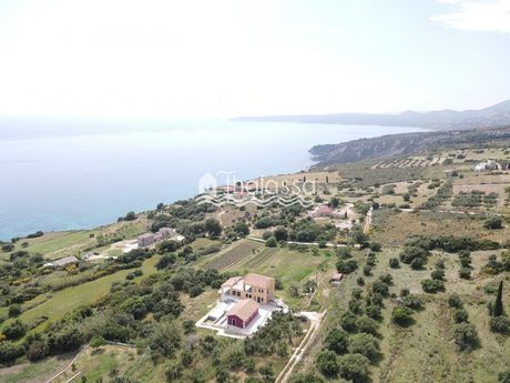 Detached home 180 sqm for sale