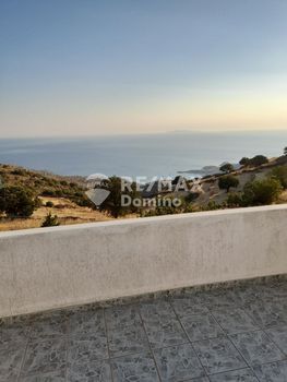 Μεζονέτα 410τ.μ. για πώληση-Κέα » Κάτω μεριά