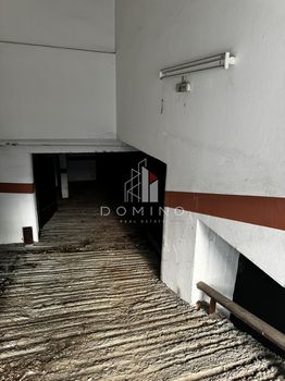 Parking 240 sqm for sale