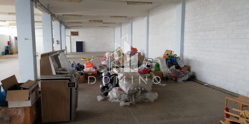 Επιχειρηματικό κτίριο 2.625 τ.μ. προς πώληση, Νεοχωρούδα