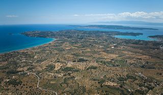 Αγροτεμάχια 340.000 τ.μ. προς πώληση, Πετροθάλασσα-thumb-11