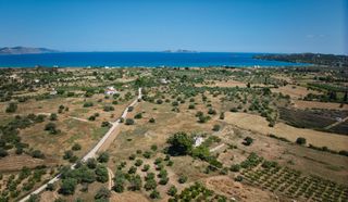 Αγροτεμάχια 340.000 τ.μ. προς πώληση, Πετροθάλασσα-thumb-16