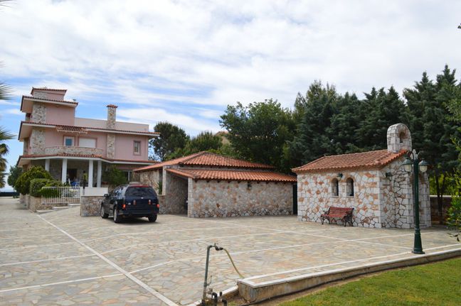 Villa 350 sqm for sale, Athens - East, Marathonas