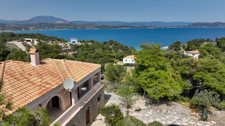 Μονοκατοικία 220 τ.μ. για πώληση
