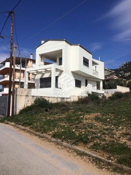 Μεζονέτα 210 τ.μ. για πώληση
