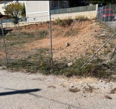 Land plot 604sqm for sale-Krioneri » Center
