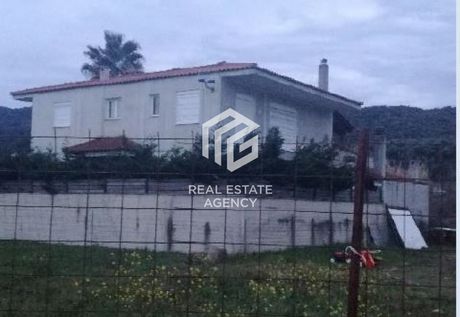 Μεζονέτα 275 τ.μ. προς πώληση